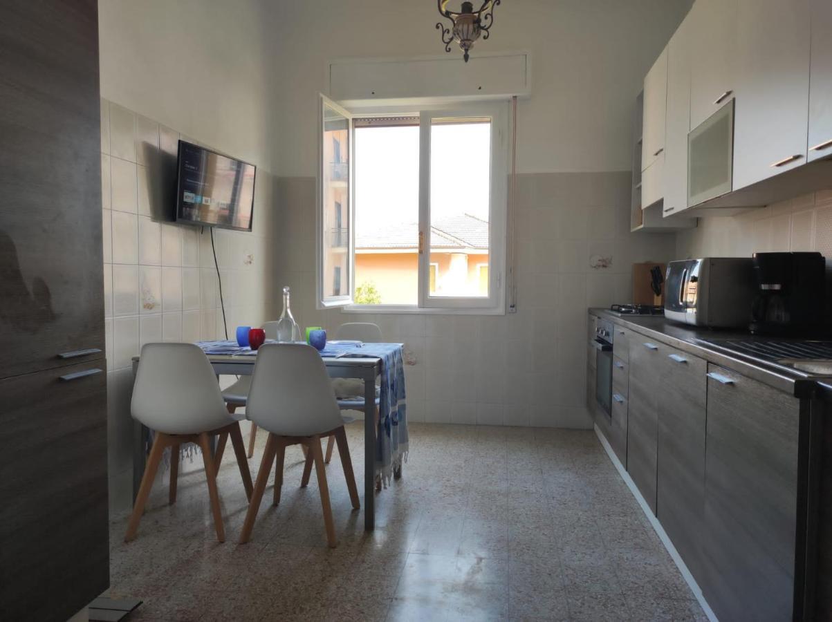 Appartamento Vicino Al Mare Con Parcheggio Riva Ligure Extérieur photo